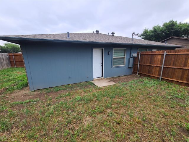 343 Spring Branch Lane, Kennedale, TX 76060