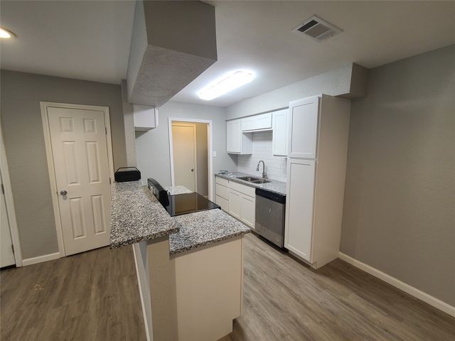 343 Spring Branch Lane, Kennedale, TX 76060