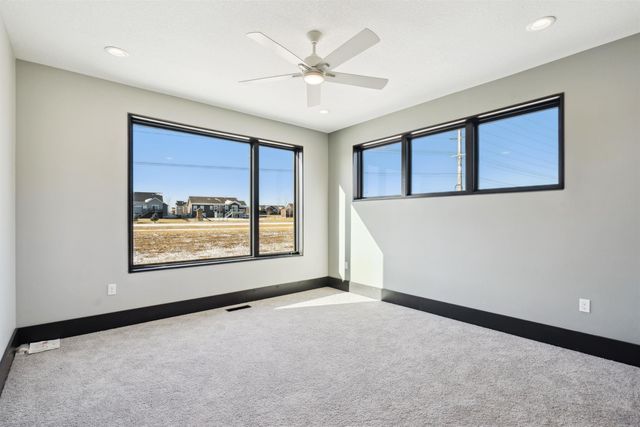 4012 Keagles Crossing, Cedar Falls, IA 50613