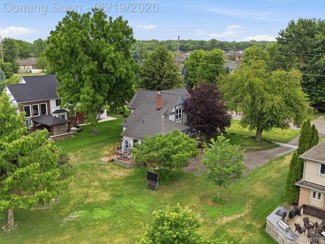 53633 Chesterfield Road, Chesterfield Township, MI 48051