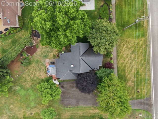 53633 Chesterfield Road, Chesterfield Township, MI 48051
