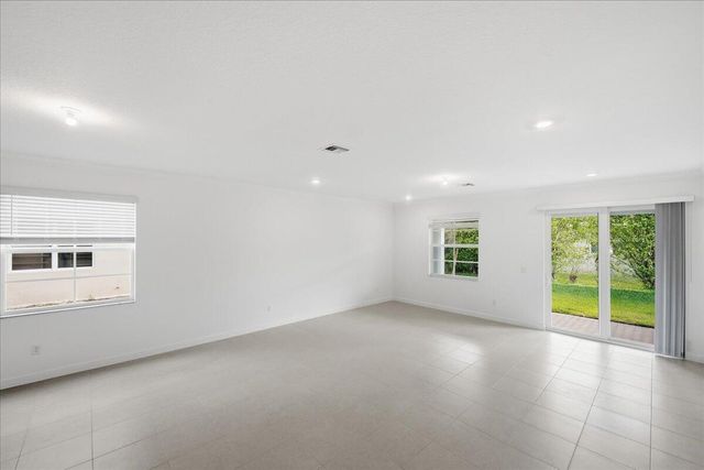 6682 Cobia Circle, Boynton Beach, FL 33437