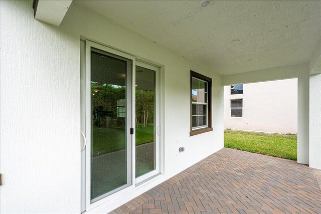 6682 Cobia Circle, Boynton Beach, FL 33437