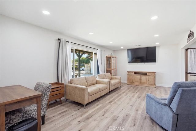 418 E Margarita Road, Rialto, CA 92376