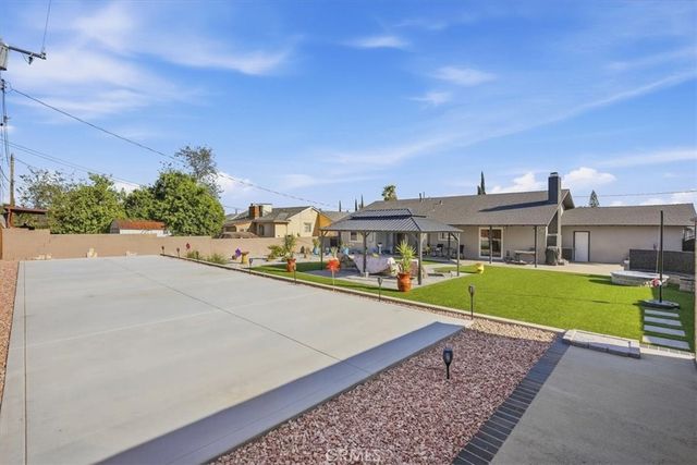418 E Margarita Road, Rialto, CA 92376