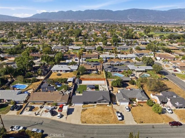 418 E Margarita Road, Rialto, CA 92376