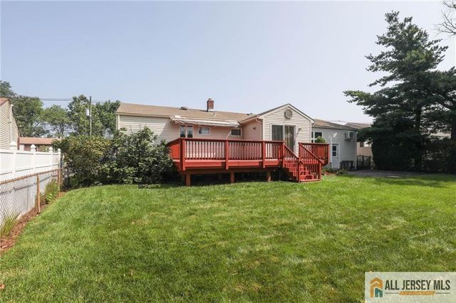 10 Eardley Road, Edison, NJ 08817