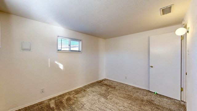 1601 54th Street NW, Albuquerque, NM 87105