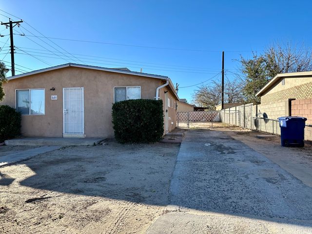 1601 54th Street NW, Albuquerque, NM 87105