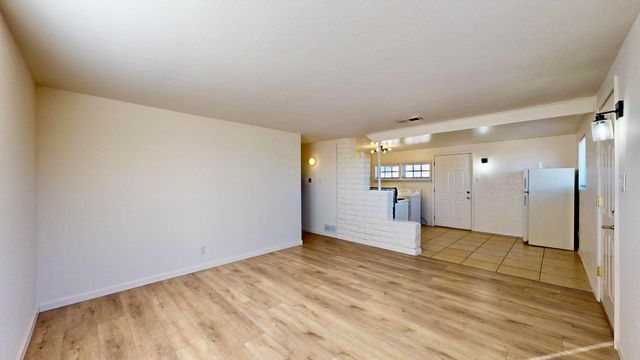 1601 54th Street NW, Albuquerque, NM 87105