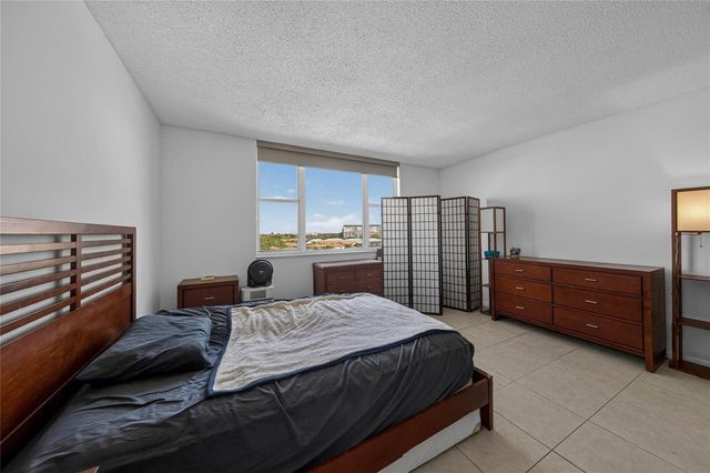 4400 Hillcrest Drive 704, Hollywood, FL 33021