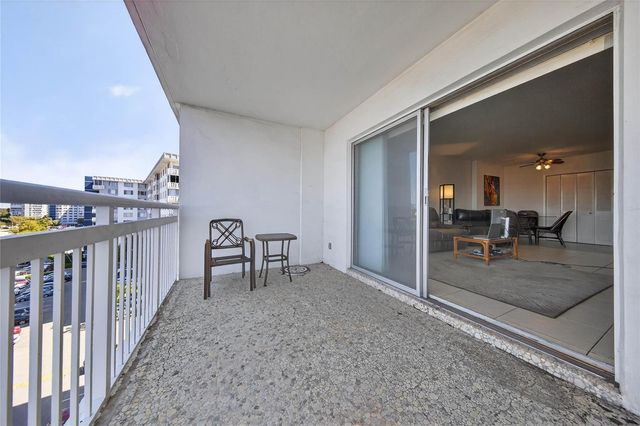 4400 Hillcrest Drive 704, Hollywood, FL 33021