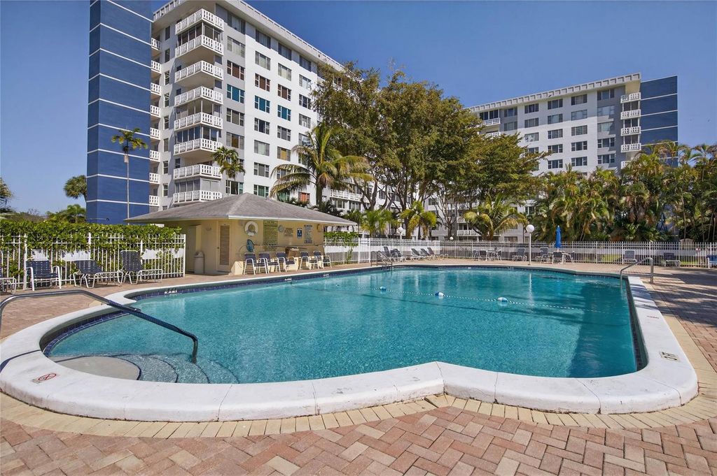 4400 Hillcrest Drive 704, Hollywood, FL 33021