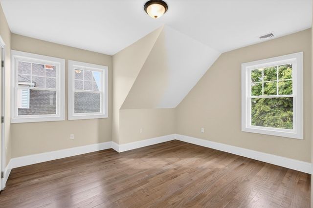 152 Washington St 3, Boston, MA 02135