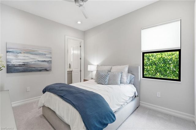 3120 Livorno LN, Naples, FL 34114