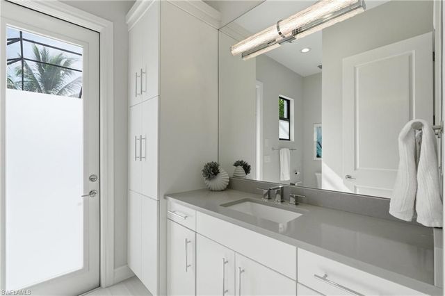 3120 Livorno LN, Naples, FL 34114