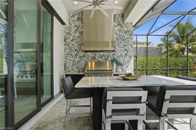 3120 Livorno LN, Naples, FL 34114
