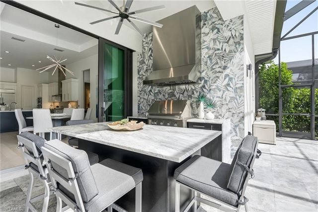 3120 Livorno LN, Naples, FL 34114