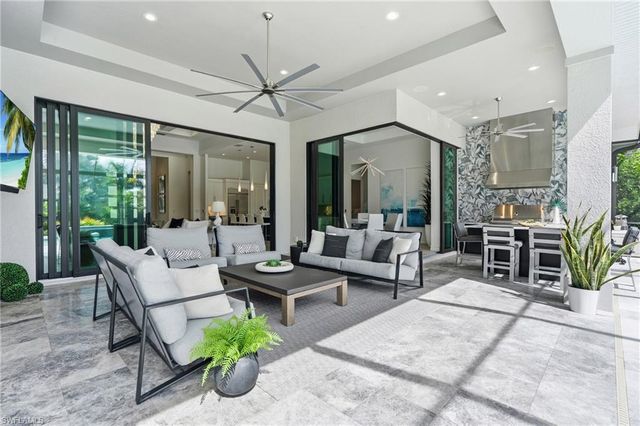 3120 Livorno LN, Naples, FL 34114