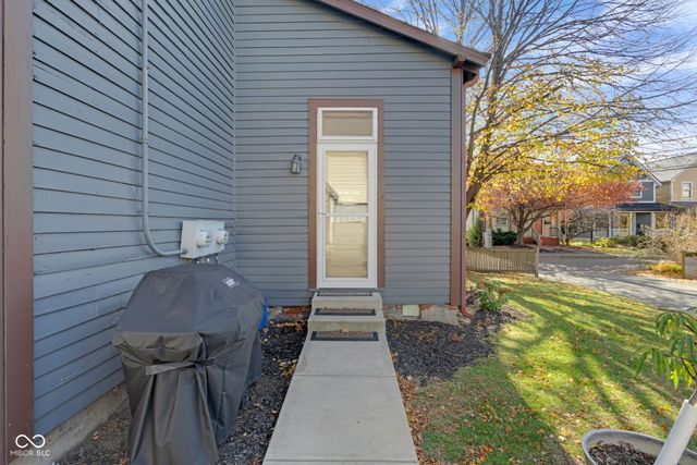 1002 N New Jersey Street, Indianapolis, IN 46202