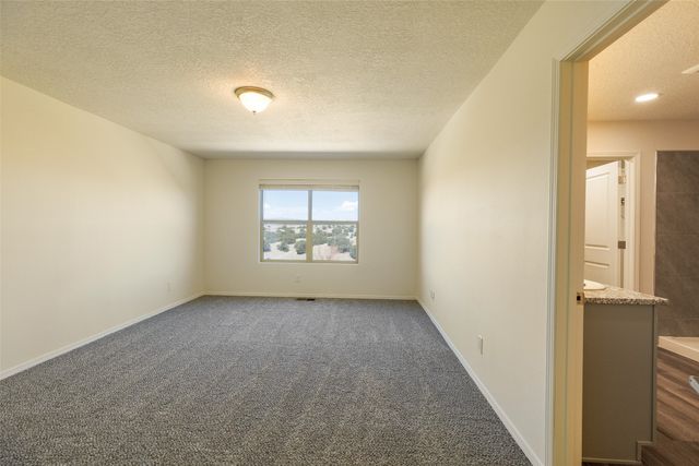 7324 Contenta Ridge Loop, Santa Fe, NM 87507