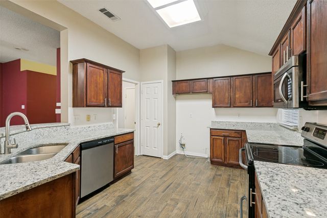 3004 Norwich Lane, Corinth, TX 76210