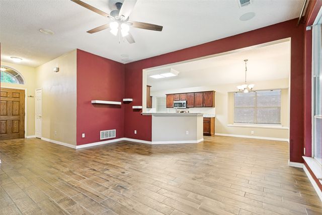 3004 Norwich Lane, Corinth, TX 76210