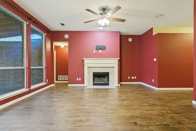 3004 Norwich Lane, Corinth, TX 76210