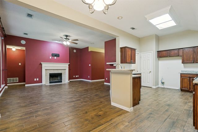 3004 Norwich Lane, Corinth, TX 76210