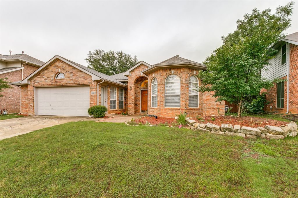 3004 Norwich Lane, Corinth, TX 76210