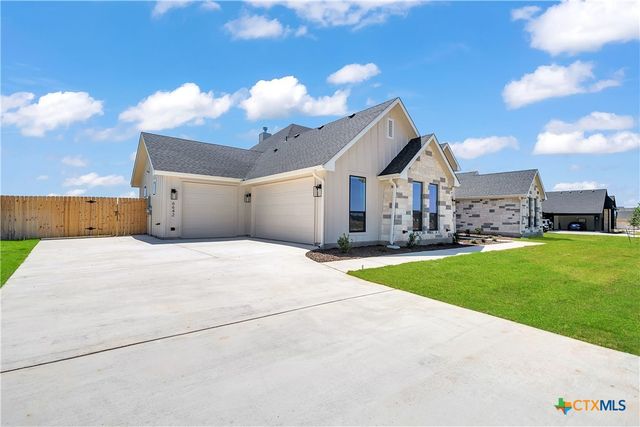 6774 Kings Mill Drive, Salado, TX 76571