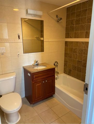 93-05 37th Avenue 3F, Jackson Heights, NY 11372