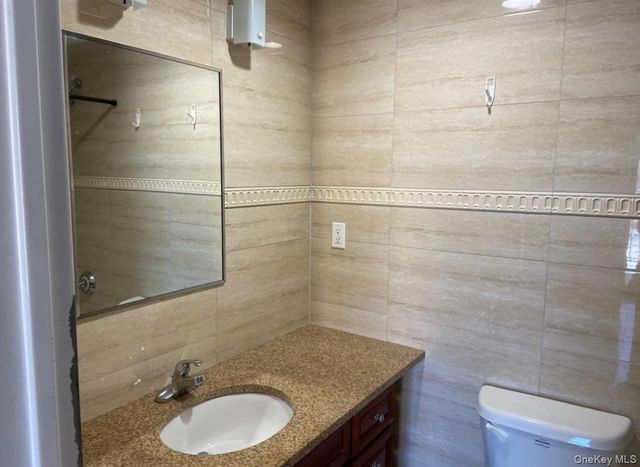 93-05 37th Avenue 3F, Jackson Heights, NY 11372