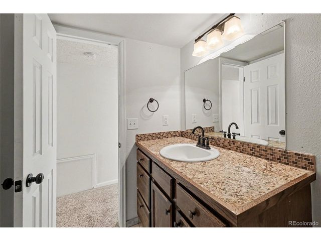 7609 Harlan Way, Arvada, CO 80003