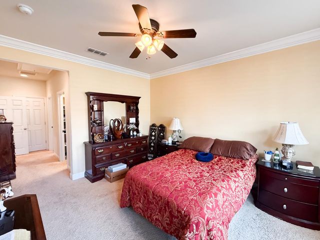 2372 Shadow Berry Dr, Manteca, CA 95336