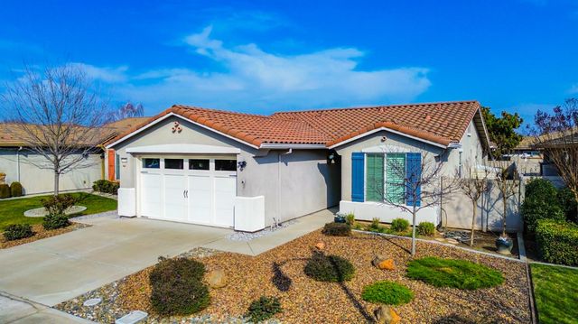 2372 Shadow Berry Dr, Manteca, CA 95336