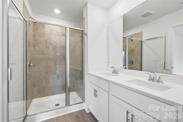 9017 Foggy Brook Loop, Charlotte, NC 28216