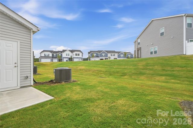 9017 Foggy Brook Loop, Charlotte, NC 28216