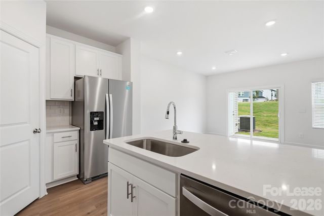 9017 Foggy Brook Loop, Charlotte, NC 28216