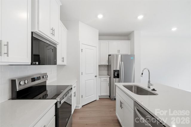 9017 Foggy Brook Loop, Charlotte, NC 28216