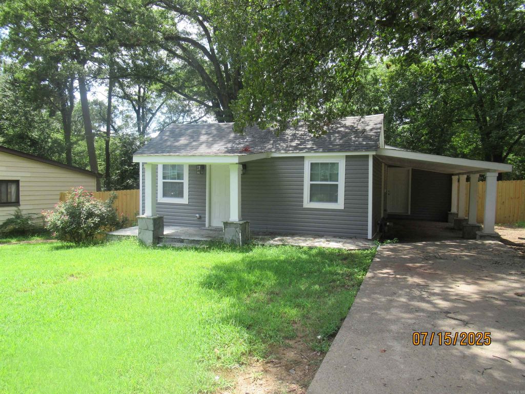 4500 LUDWIG, Little Rock, AR 72204
