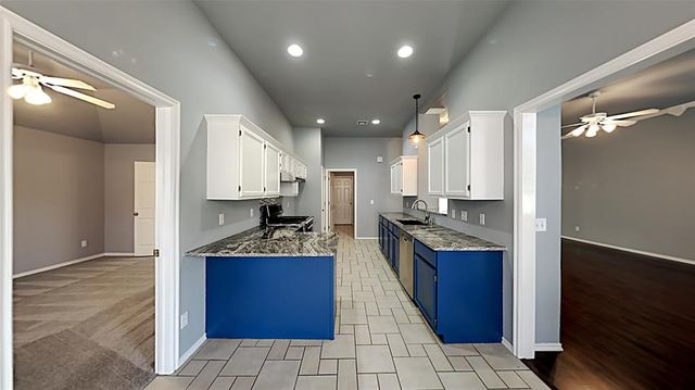 17309 Platinum Lane, Edmond, OK 73012