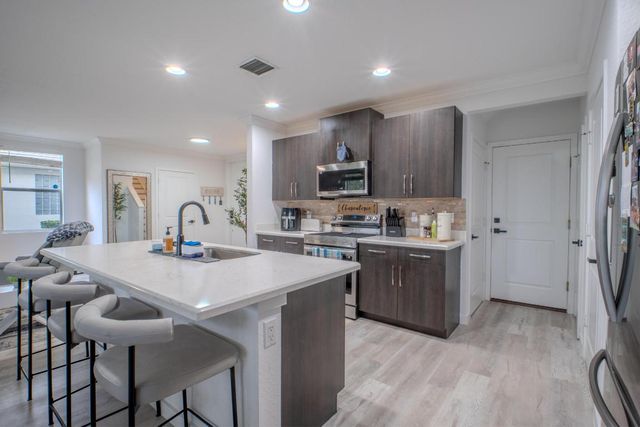 6030 Wildfire Way, West Palm Beach, FL 33415