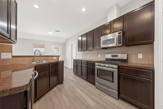 21406 Forest Colony Drive, Porter, TX 77365