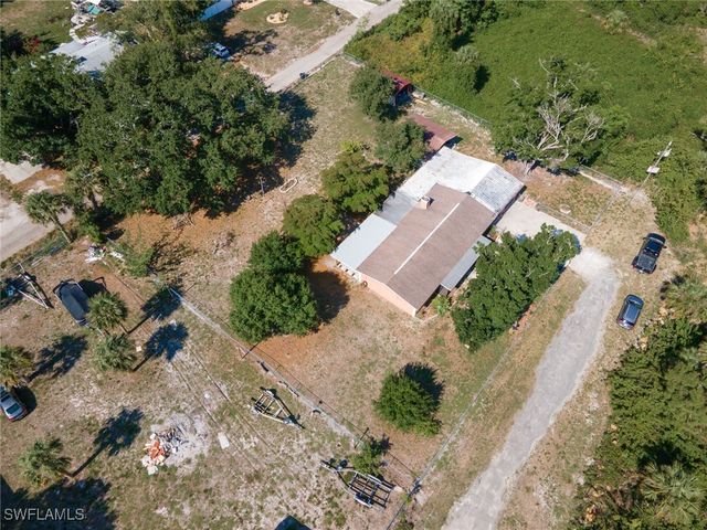 7384 Coon RD, North Fort Myers, FL 33917