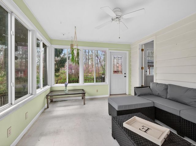 4222 Hazelhurst Drive, Fort Wayne, IN 46804