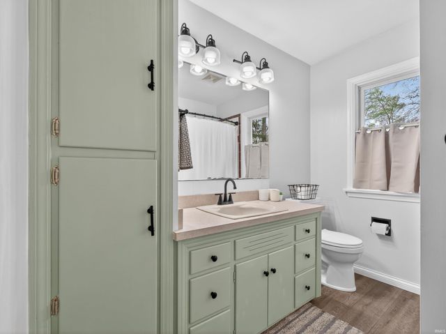 4222 Hazelhurst Drive, Fort Wayne, IN 46804