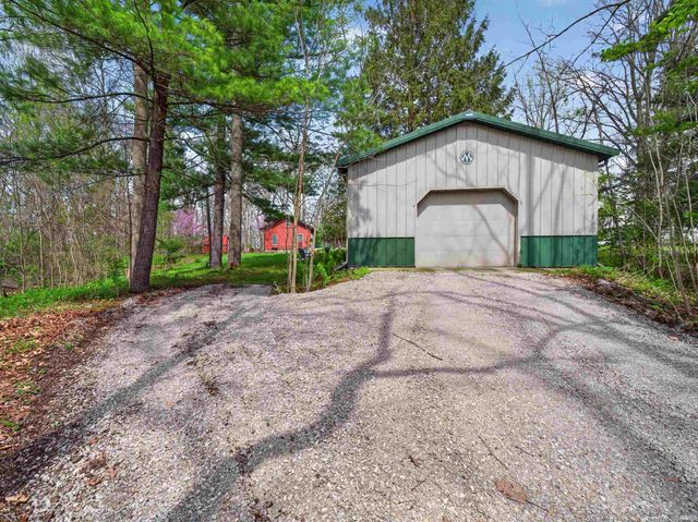 4222 Hazelhurst Drive, Fort Wayne, IN 46804