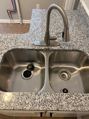 1958 VINTON AVE, Memphis, TN 38104