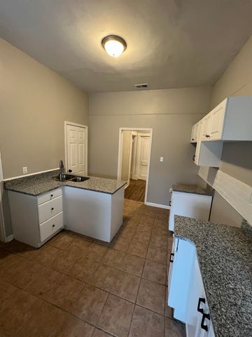 1958 VINTON AVE, Memphis, TN 38104